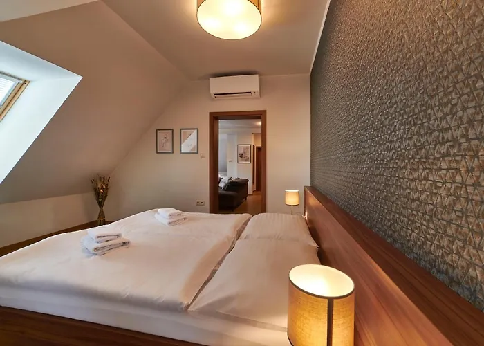 Penzion Skalica Affittacamere 4*
